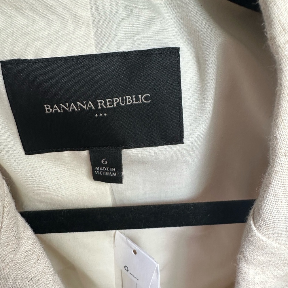 Banana Republic Cream Linen Blazer